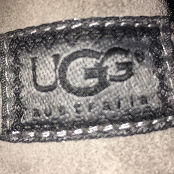 Ugg boots - Picture 2 of 6